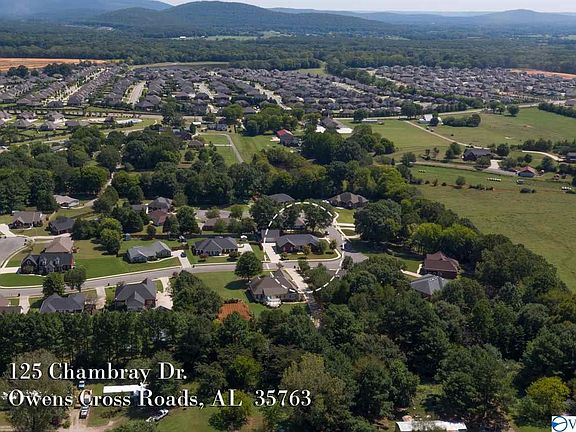 3rd image of 125 Chambray Dr