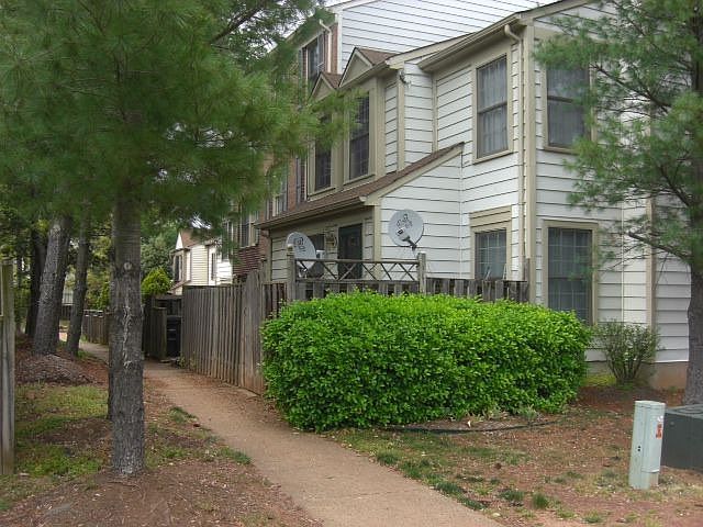 1st image of 10462 Rapidan Ln