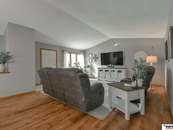 4th image of 8224 Karl Ridge Rd