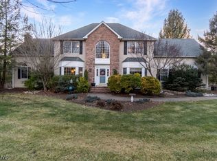 313 Greens Ridge Rd, Stewartsville, NJ 08886