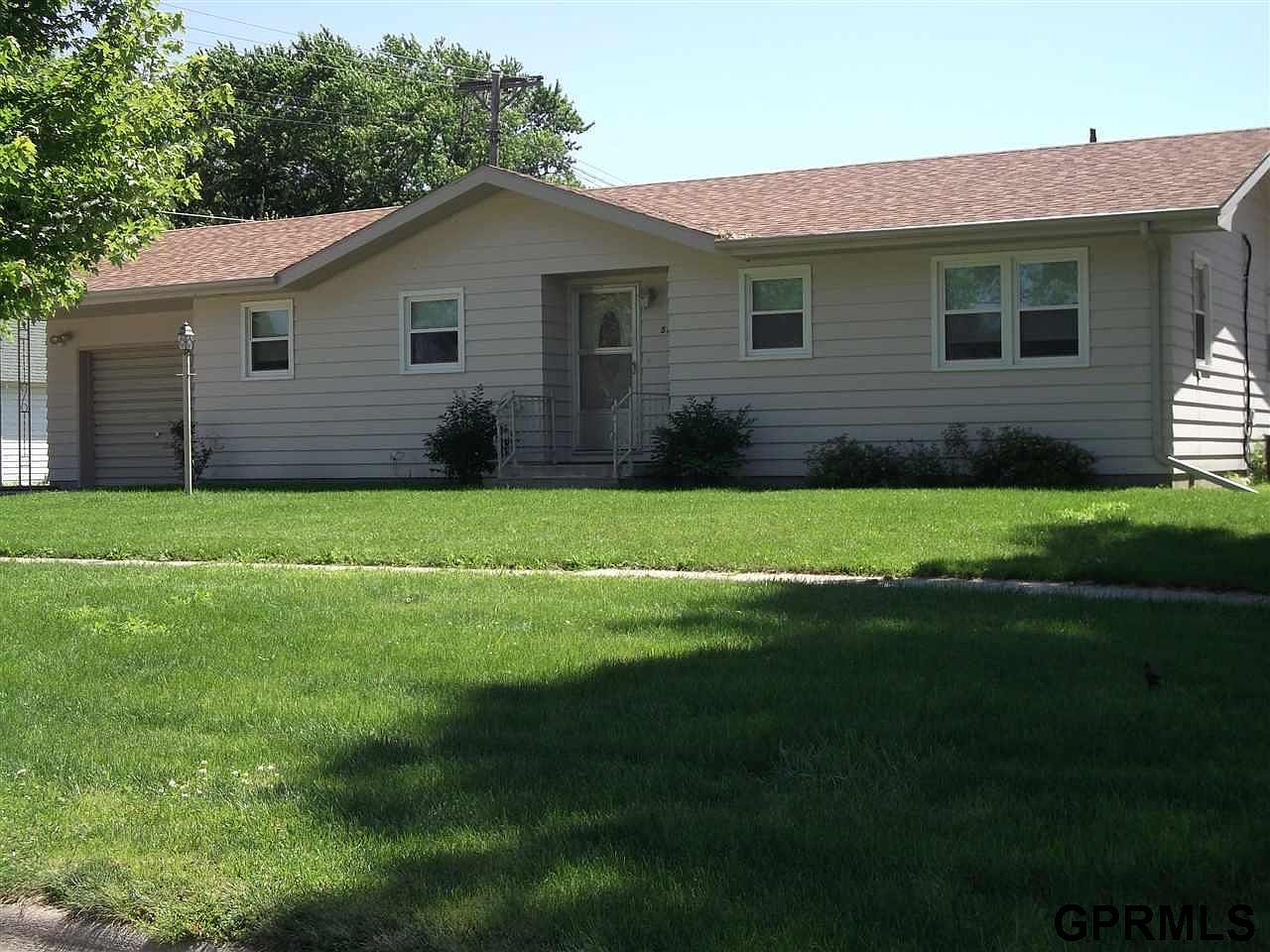 515 S 12th St, Tekamah, NE 68061 Zillow