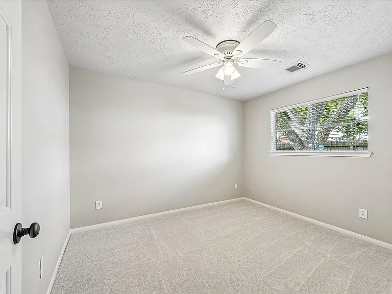 4135 N Nolan Pl — Photo 25