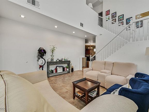 4th image of 6197 Glimmering Light Ave