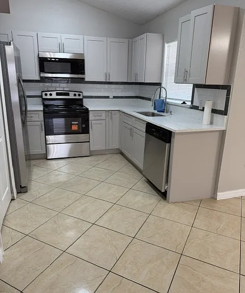 646 Koala Ct — Photo 8