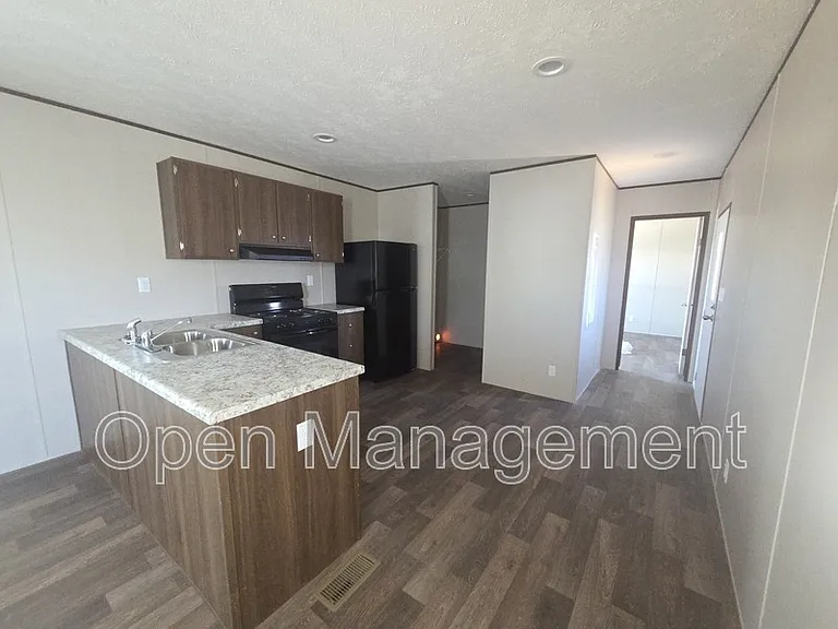 2501 Martin Luther King Blvd #512 — Photo 10