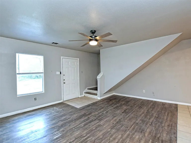 6121 Ponca St #A — Photo 5