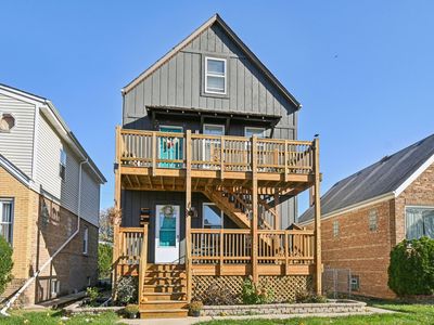 5017 N Meade Ave, Chicago, IL, 60630