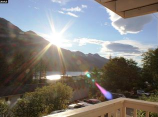 2147C Crow Hill Dr, Douglas, AK 99824