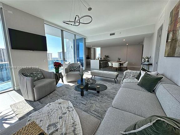4th image of 17550 Collins Ave #1401