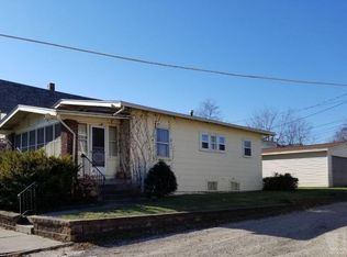 207 S 6th St, Marshalltown, IA 50158