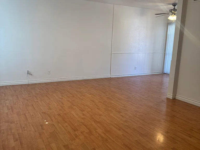 10324 Vantage St — Photo 10