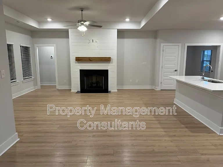 14872 Demarie Ln — Photo 15