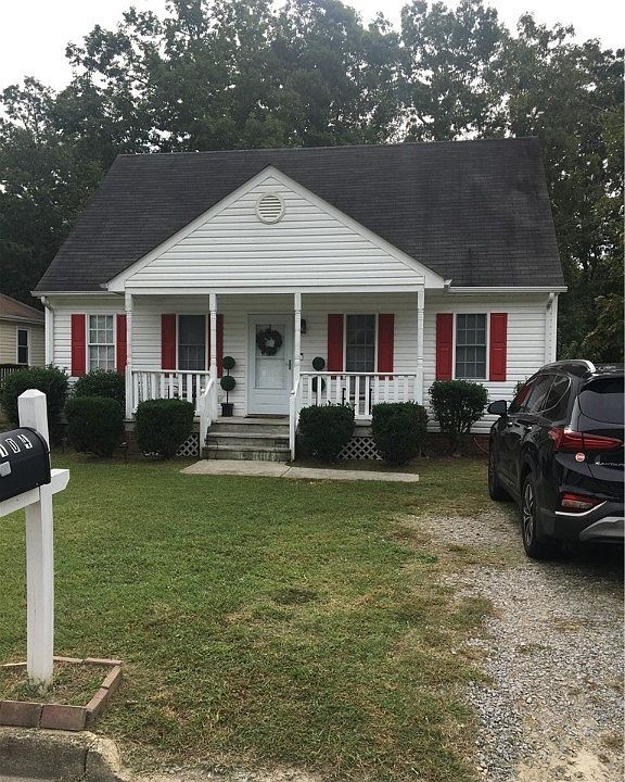 1st image of 2104 Cloverdale Ave