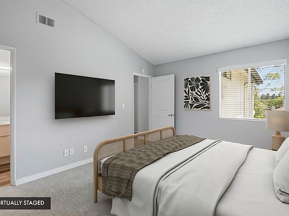 4th image of 26356 Vintage Woods Rd APT 3C