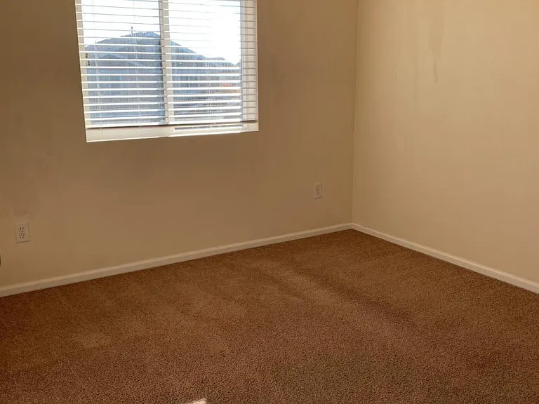 6659 Inlay St SE — Photo 4