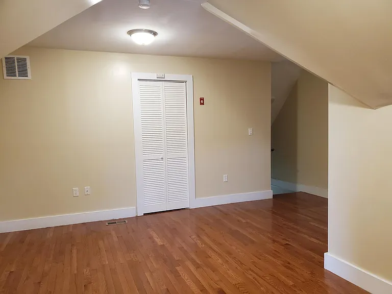 81 Sherman Ave #2 — Photo 4