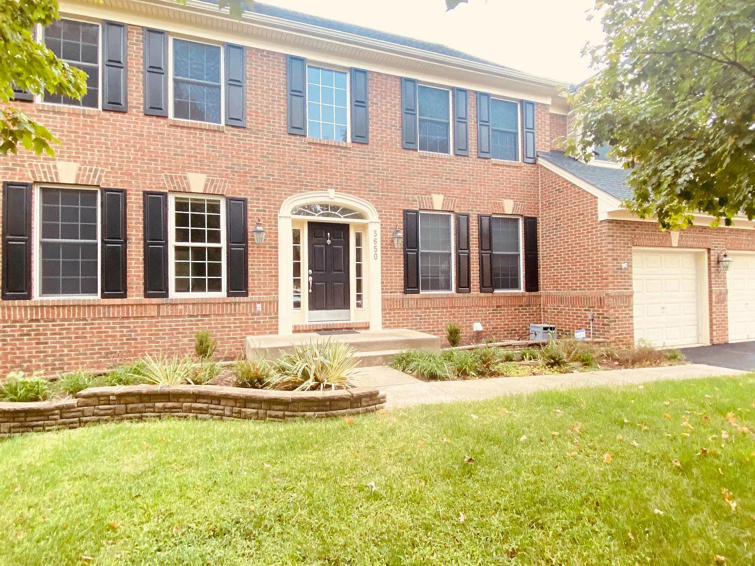4 bed, 4.0 bath, 3602 sqft, $3,500 — Photo 1