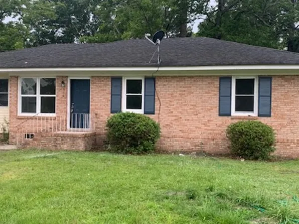 512 Dogwood Dr, Sumter, SC 29150