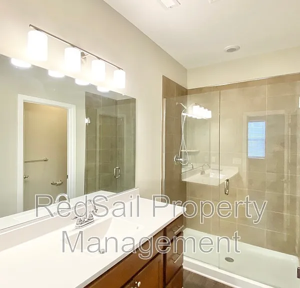 1011 Celia Ct — Photo 12
