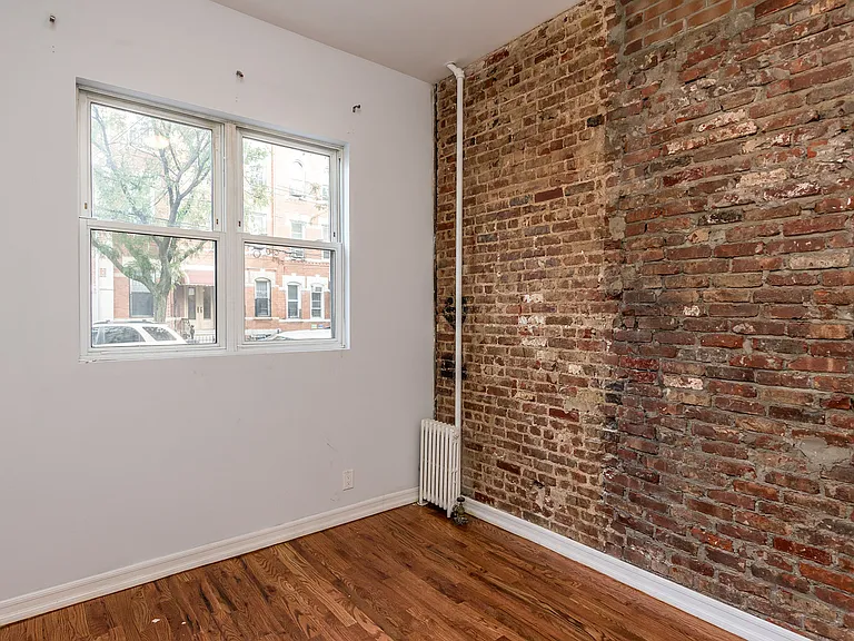 1727 Himrod St #2L — Photo 7