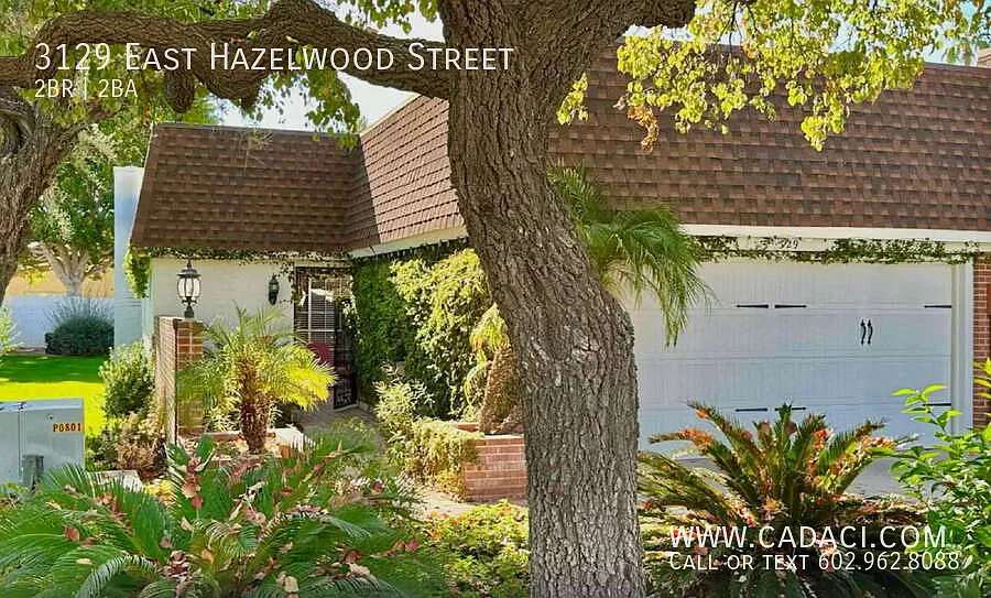 Charming Biltmore Townhome 2 bed 2 bath 2 car garage — Photo 4