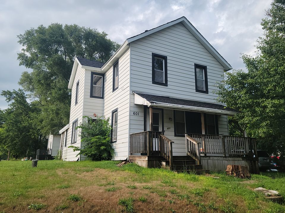 2nd image of 601 Linden Ave