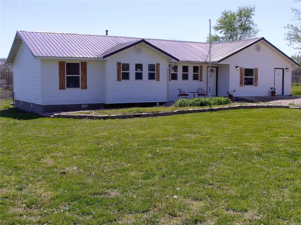 1303 Wade St, Mountain View, MO 65548