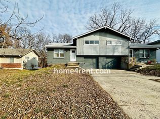 7781 England Dr, Overland Park, KS 66204