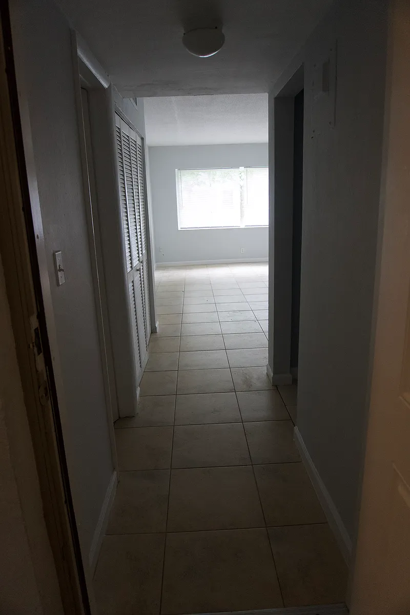 Apartment Entrance - 151 SE 6th Ave #3