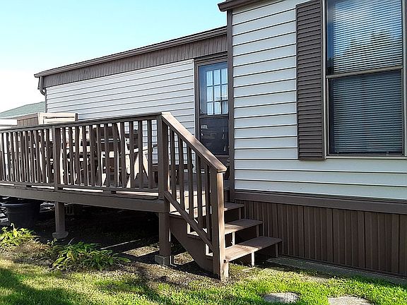 Rear deck