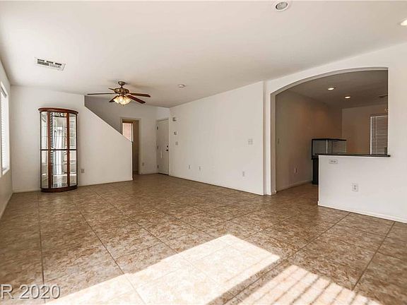 3rd image of 9445 Havasu Canyon Ave