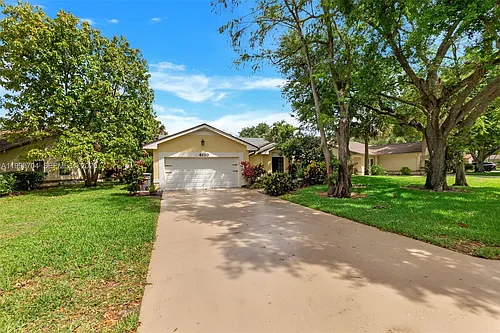 4220 Grove Park Ln Photo 1