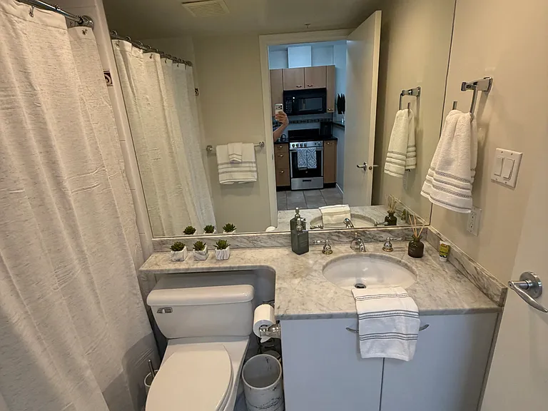 1331 Alberni St #1803 — Photo 3