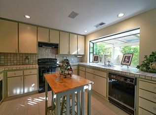 2088 Promontory Point Ln, Gold River, CA 95670
