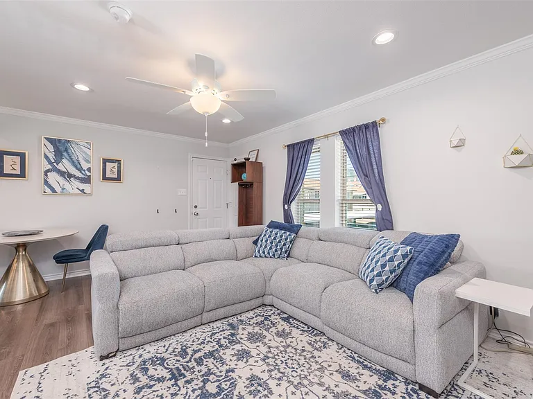 5076 Matilda St #227 — Photo 9