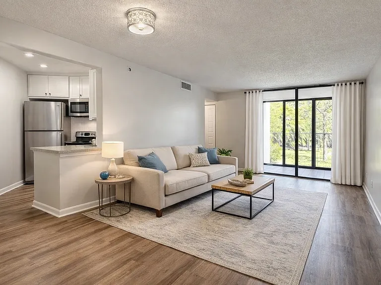 211 Lake Pointe Dr #110 — Photo 1