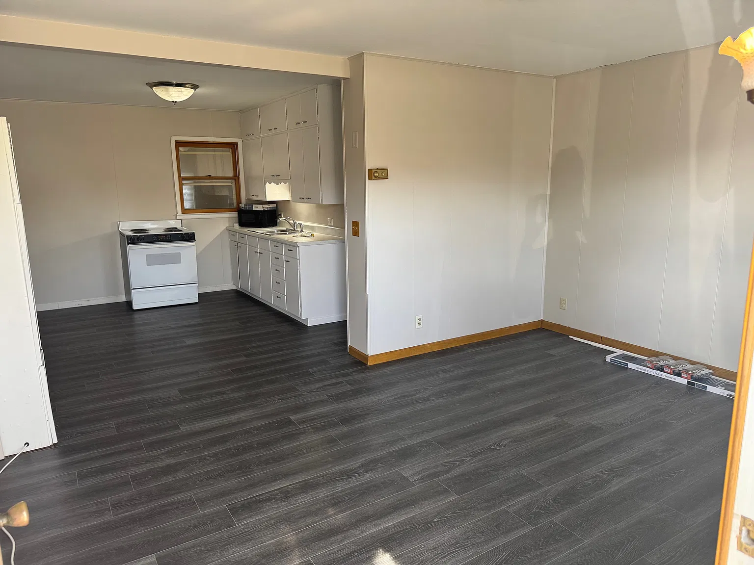 3 bed, 1000 sqft, $1,525 — Photo 4