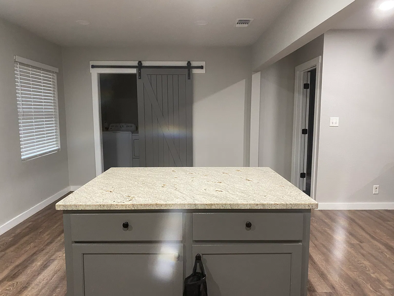 4 bed, 1464 sqft, $1,700 — Photo 4