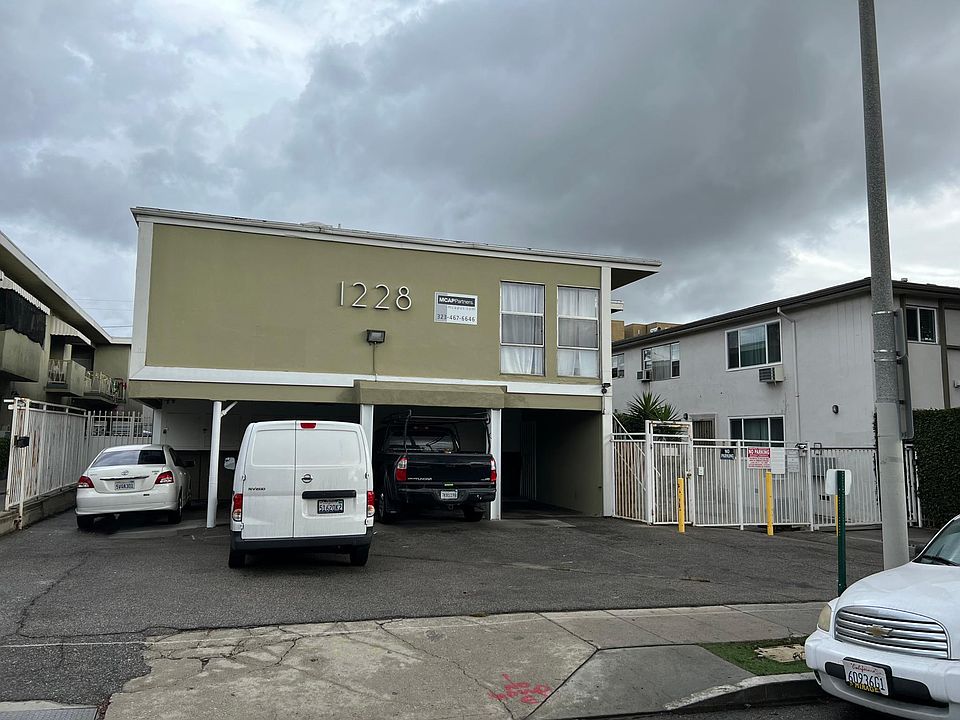 1st image of 1228 N McCadden Pl APT 3