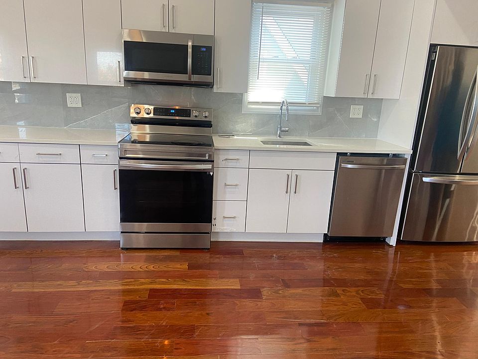 1st image of 10903 215th St