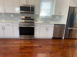 10903 215th St, Queens Village, NY 11429