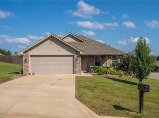 1404 N 23rd St, Van Buren, AR 72956