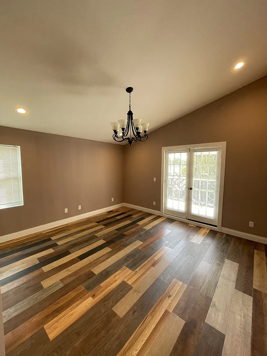 3434 N Capitol Ave #11219610 photo 1