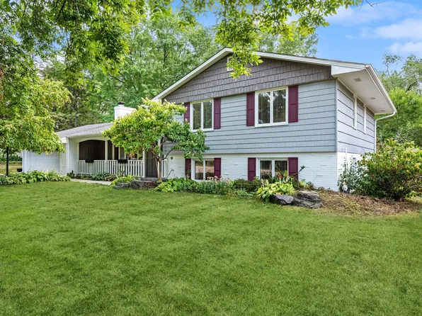 6908 Antrim Rd, Edina, MN 55439