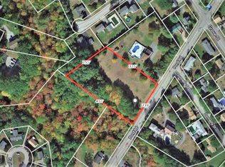 236 Pond Rd, Lewiston, ME 04240