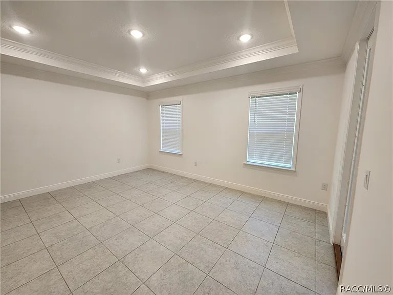 88 Linder Dr — Photo 9