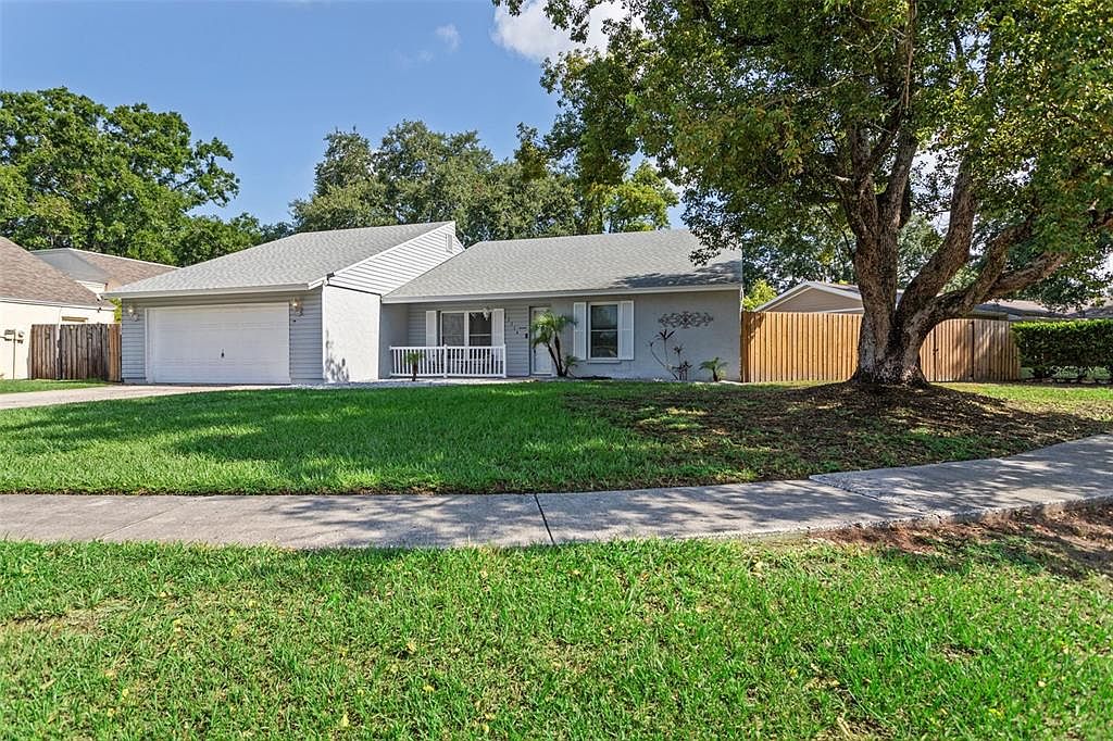 17714 Sunrise Dr, Lutz, FL 33549 | MLS #TB8409203 | Zillow