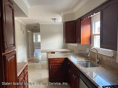 4th image of 56 Country Woods Ln
