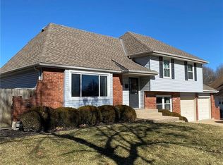 410 Westover Ct, Belton, MO 64012