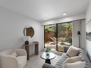2410 Cornwall Ave #207, Vancouver, BC V6K1B8